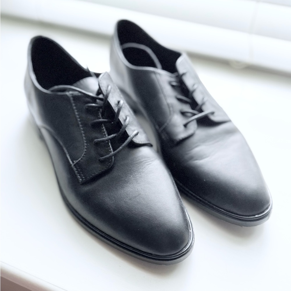 Frye Women's Emory Oxford, Black, 8.5